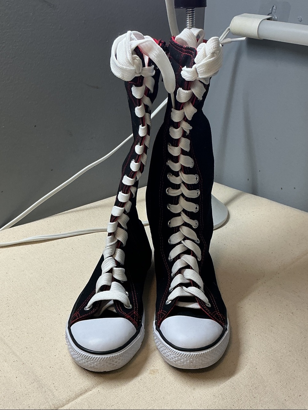 Black High-Top Lace-Up Women's Canvas Boots - White Laces size 5